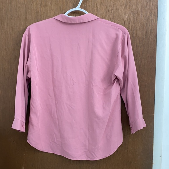 Uniqlo pink blouse - Picture 3 of 6